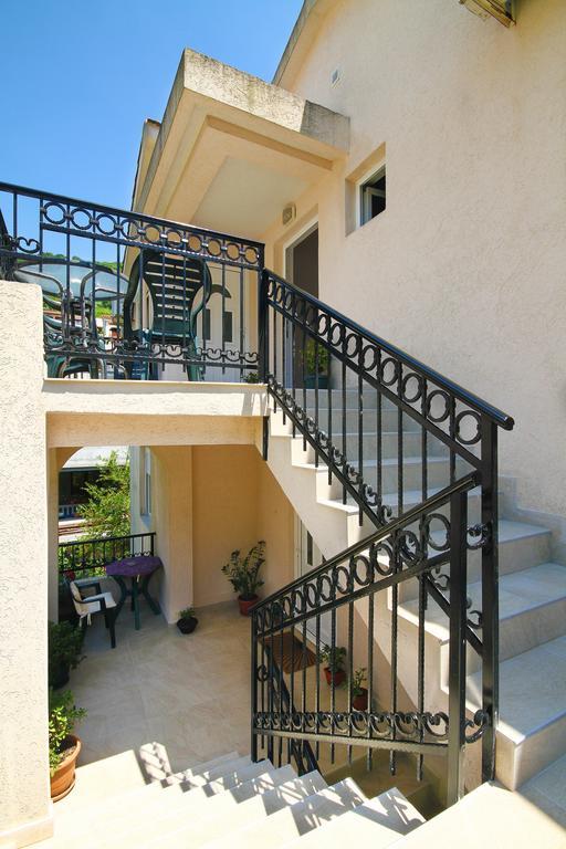 Apartments Raicevic Будва Экстерьер фото